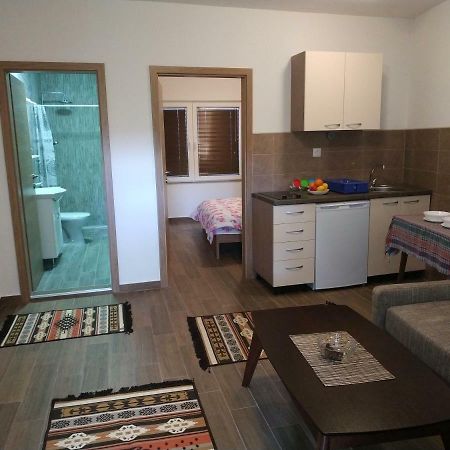 At George'S Apartments 오흐리드 외부 사진